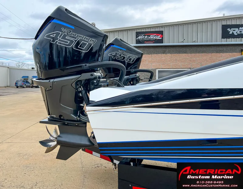 Slide: The Image of MTI 390X 2022 with Racing 450 engines at American Custom Marine. - 10