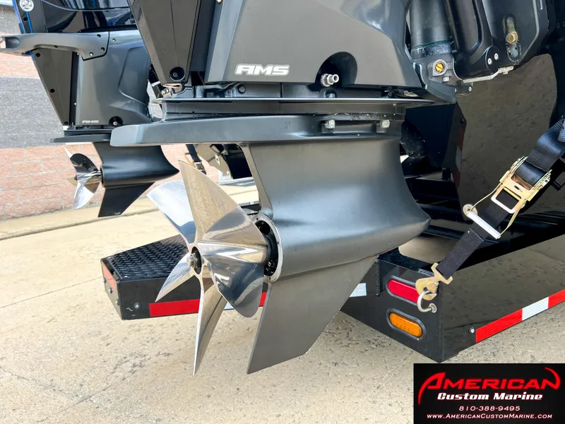 Slide: The Image of MTI 390X 2022 boat motor with propeller, American Custom Marine. - 21