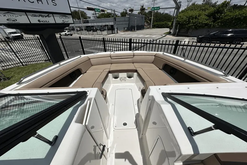 Slide: The Image of Sea Ray 290SDX-OB 2017 - 17