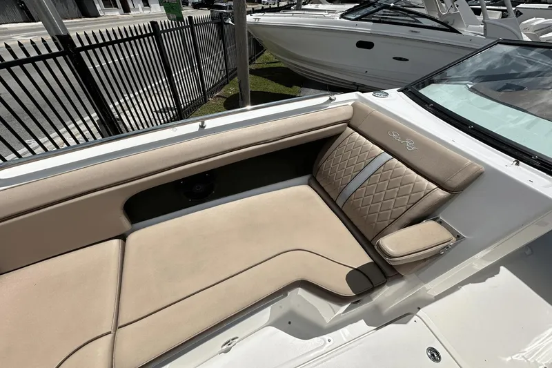 Slide: The Image of Sea Ray 290SDX-OB 2017 - 18