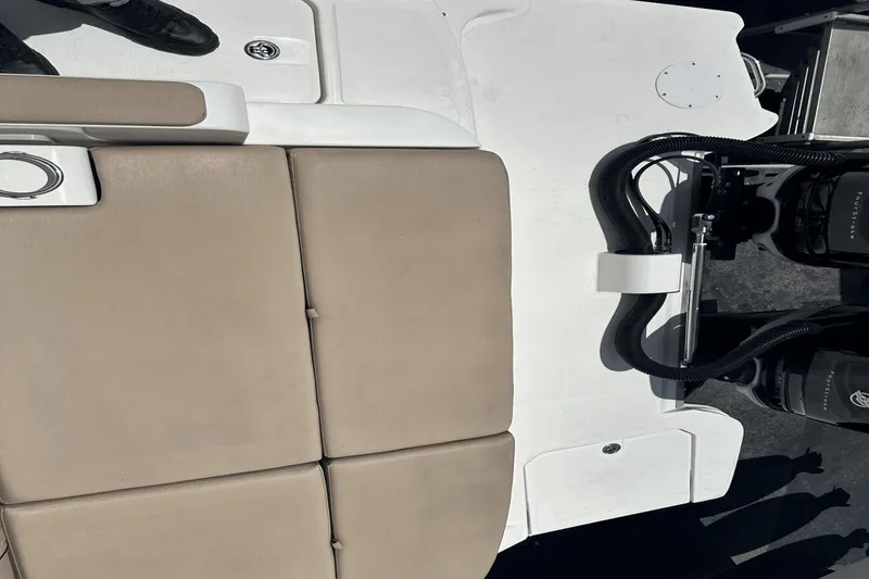 Slide: The Image of Sea Ray 290SDX-OB 2017 - 20