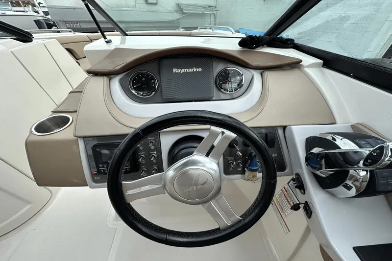 Slide: The Image of Sea Ray 290SDX-OB 2017 - 24