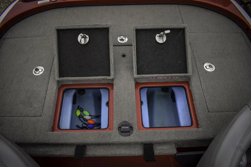 Slide: The Image of 2017 Nitro Z21 boat storage compartments and livewells. - 15