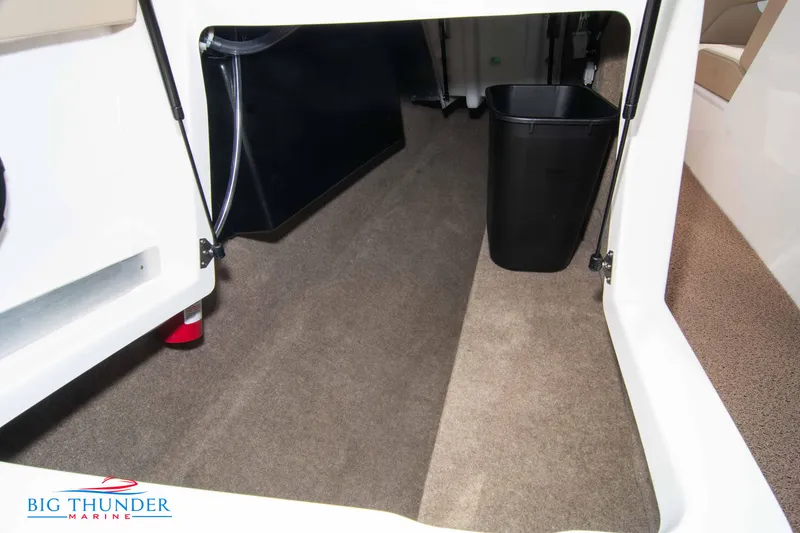 Slide: The Image of MasterCraft XT24 2024 - 57