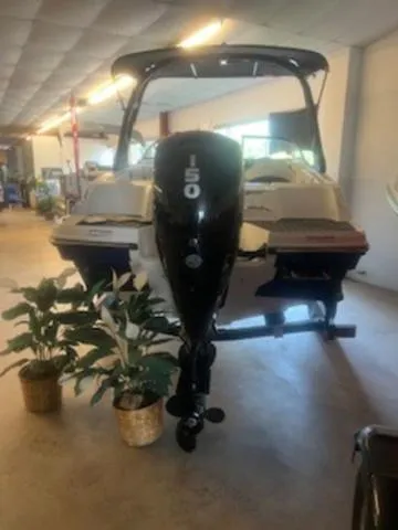 Slide: The Image of Bayliner VR4 Bowrider OB 2023 - 3