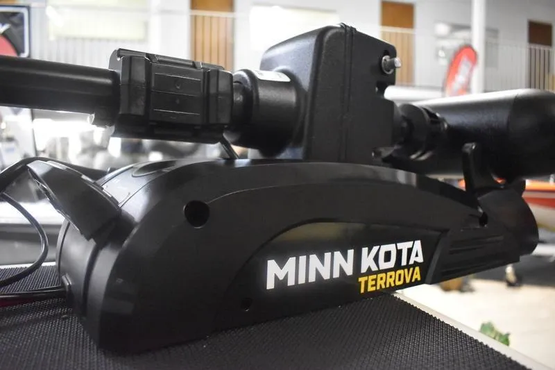 Slide: The Image of 2024 Triton 186 Allure boat deck with Minn Kota trolling motor. - 7