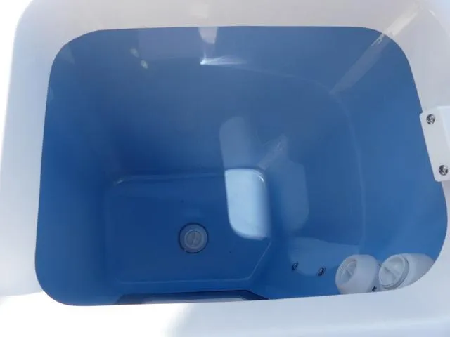 Slide: The Image of Blackfin 302CC 2024 - 67