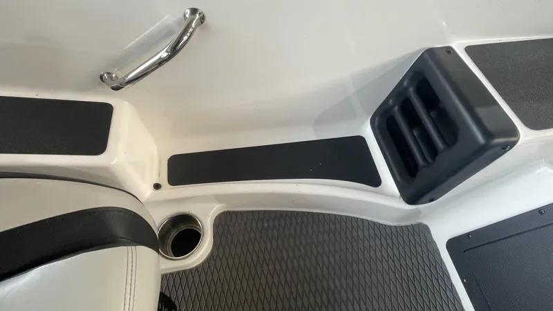 Slide: The Image of Caymas CX 19 2022 - 15