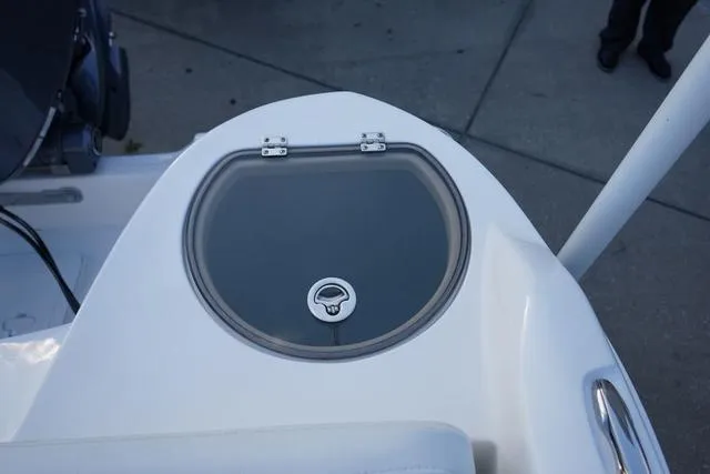 Slide: The Image of Sea Fox 228 Traveler 2024 - 7