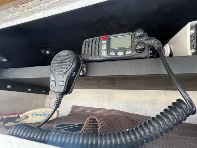 Slide: The Image of Marine radio equipment on a 1968 Wahoo Alglas 25 boat. - 32