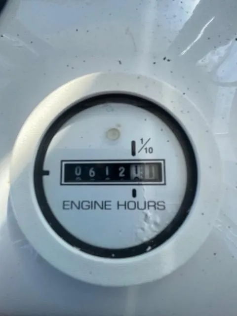 Slide: The Image of Engine hour meter of a 1968 Wahoo Alglas 25 boat showing 612.1 hours. - 35