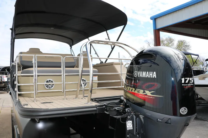 Slide: The Image of 2025 Sylvan Mirage X3 CLZ DH pontoon boat with Yamaha VMAX 175 engine. - 4
