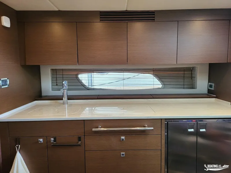 Slide: The Image of Sea Ray 450 Sundancer ZEUS 2012 - 36