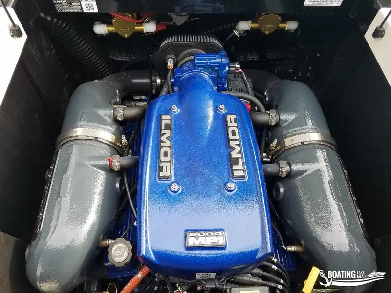 Slide: The Image of MasterCraft XT22 2018 - 11