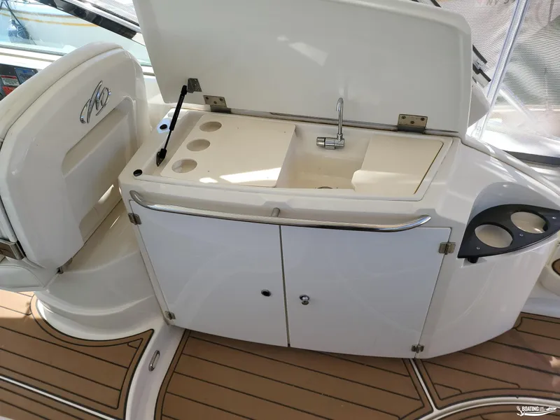 Slide: The Image of Monterey 350 Sport Yacht 2008 - 22