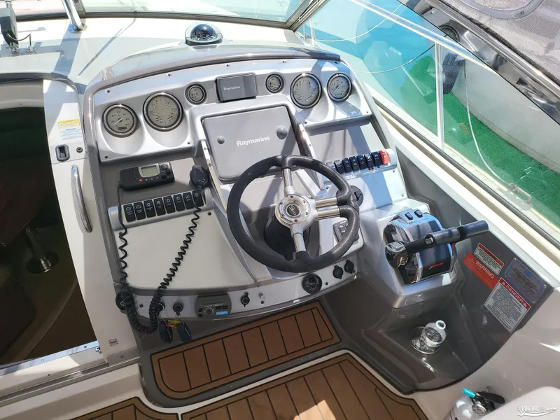 Slide: The Image of Monterey 350 Sport Yacht 2008 - 14