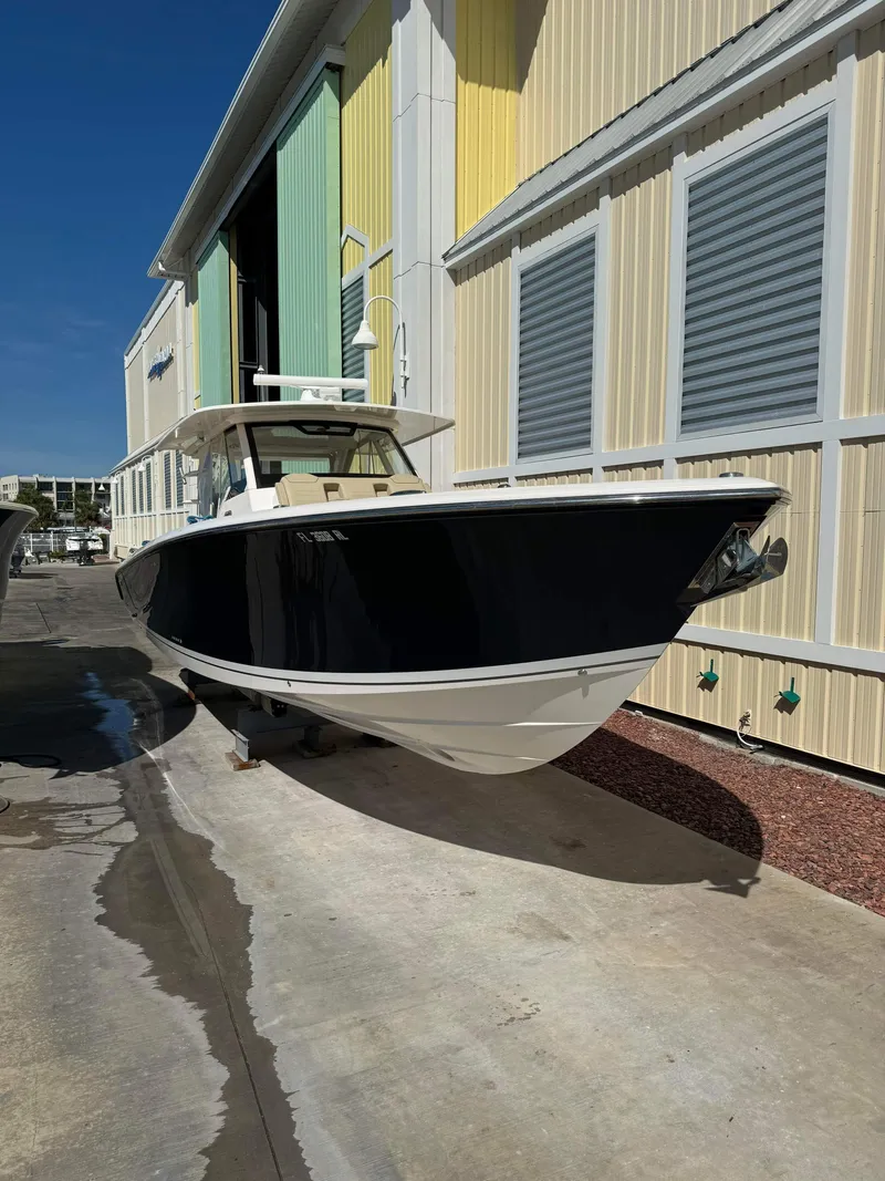 Slide: The Image of Pursuit S 408 Sport 2017 - 10