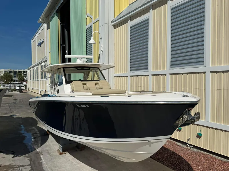 Slide: The Image of Pursuit S 408 Sport 2017 - 11