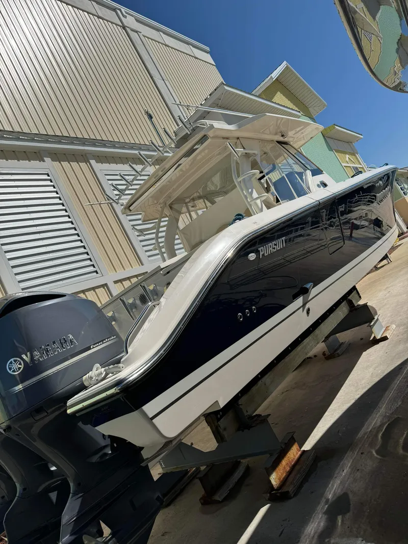 Slide: The Image of Pursuit S 408 Sport 2017 - 4