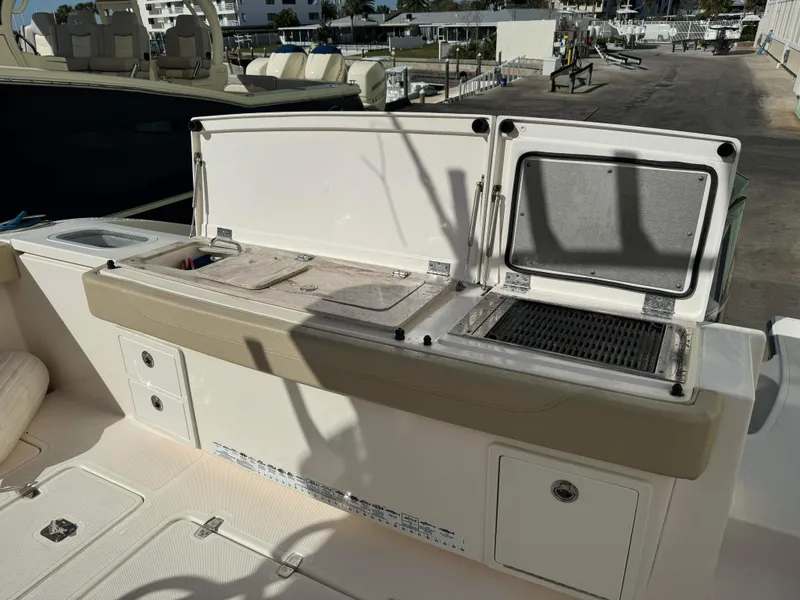 Slide: The Image of Pursuit S 408 Sport 2017 - 49