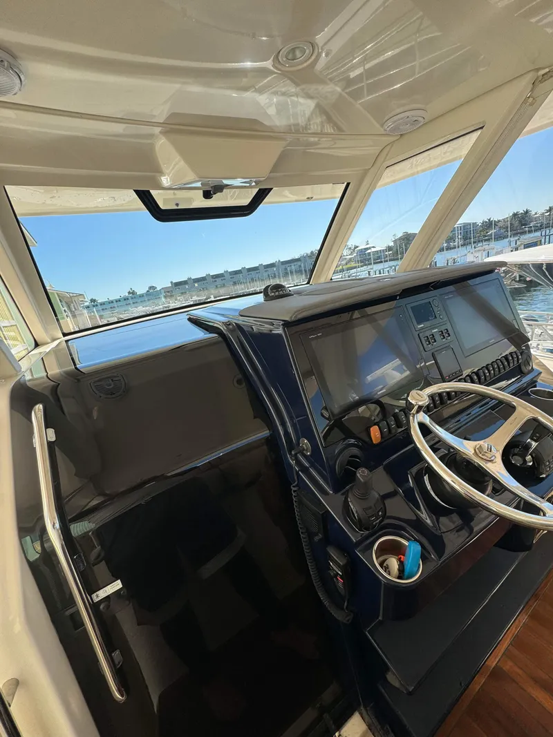 Slide: The Image of Pursuit S 408 Sport 2017 - 58