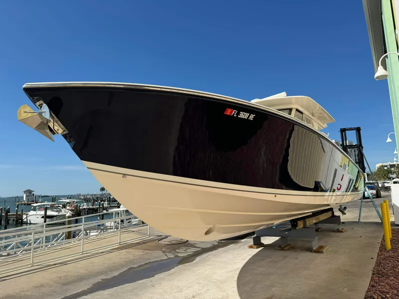 Slide: The Image of Pursuit S 408 Sport 2017 - 7