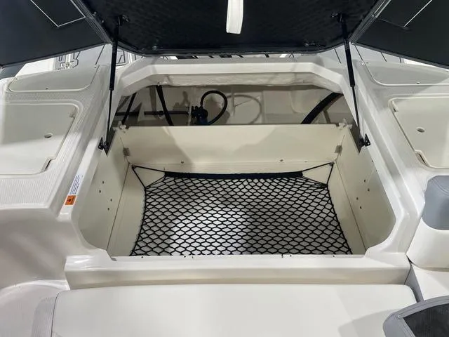 Slide: The Image of Chaparral 23 SSi OB 2023 - 3