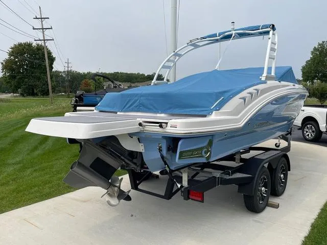 Slide: The Image of Chaparral 23 Surf 2023 - 4