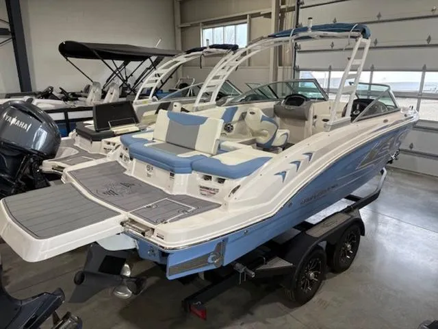Slide: The Image of Chaparral 23 Surf 2023 - 6