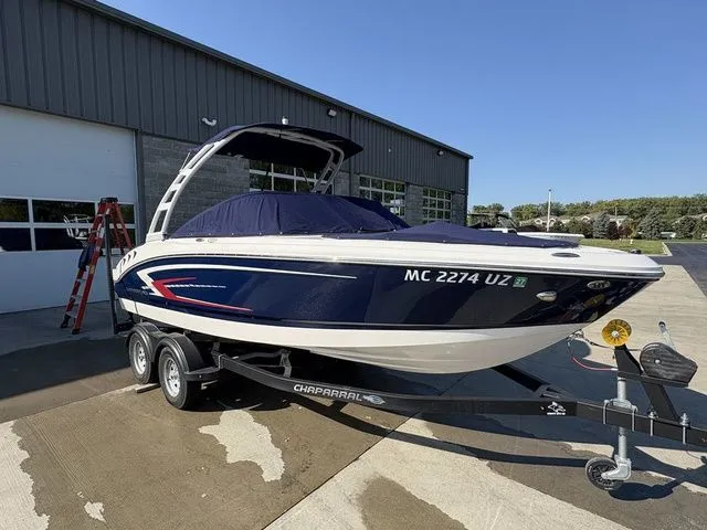 Slide: The Image of Chaparral 21 SSi 2023 - 11