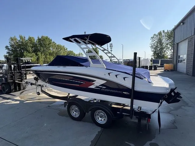 Slide: The Image of Chaparral 21 SSi 2023 - 3