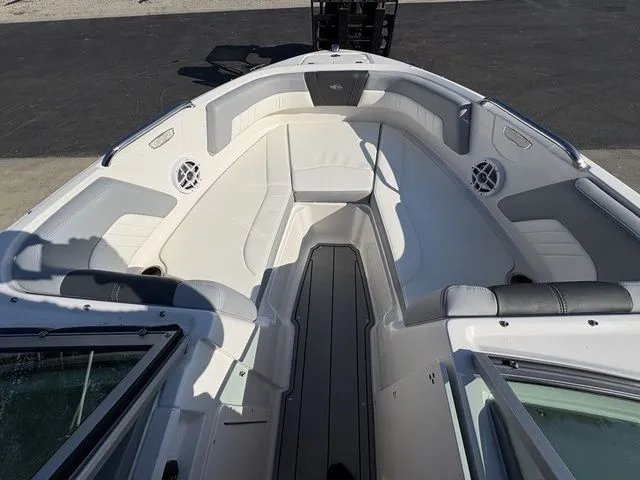 Slide: The Image of Chaparral 21 SSi 2023 - 7