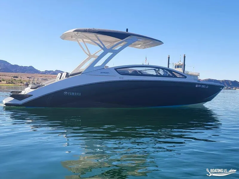 Slide: The Image of Yamaha 275 SD 2021 - 8