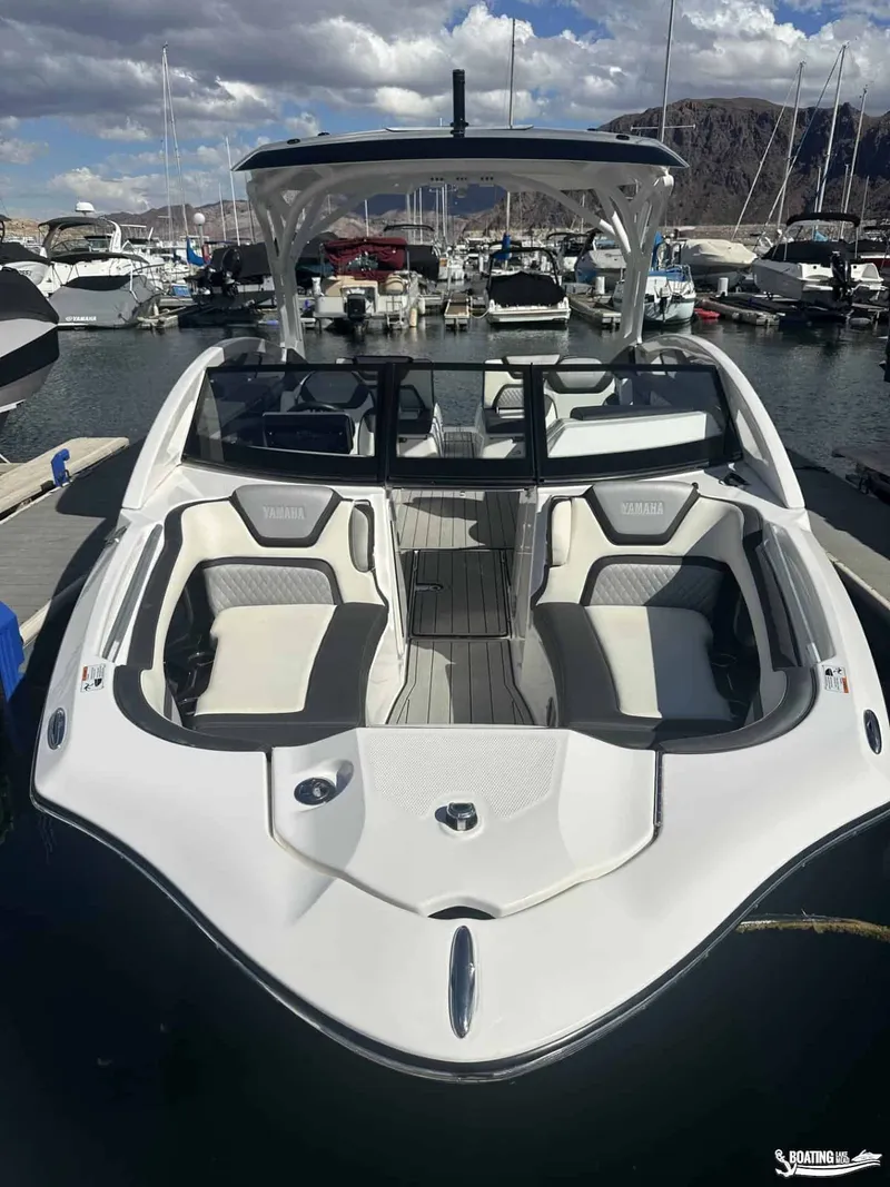 Slide: The Image of Yamaha 275 SD 2021 - 12