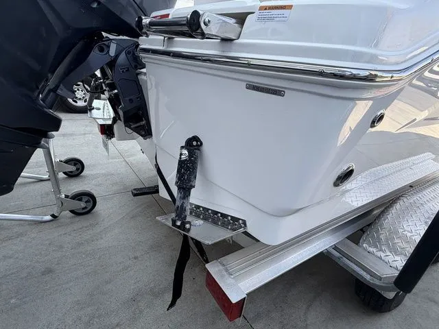 Slide: The Image of Robalo R207 Dual Console 2023 - 8