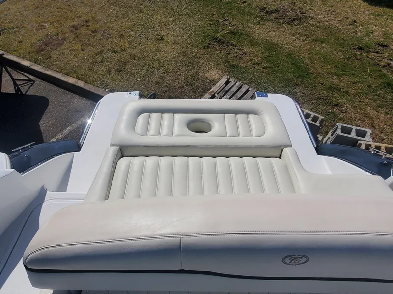 Slide: The Image of 2016 Cobalt R5 boat with white leather seating and cup holder. - 17