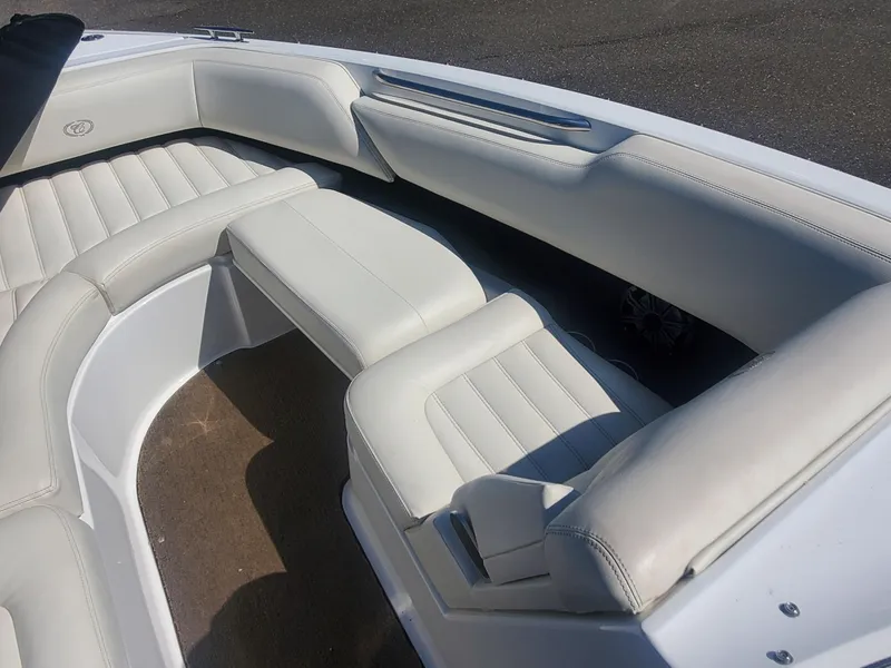 Slide: The Image of 2016 Cobalt R5 boat with white leather seating in the bow area. - 32