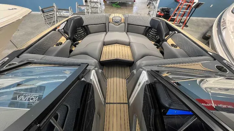 Slide: The Image of Nautique Super Air Nautique G23 Paragon 2020 - 4