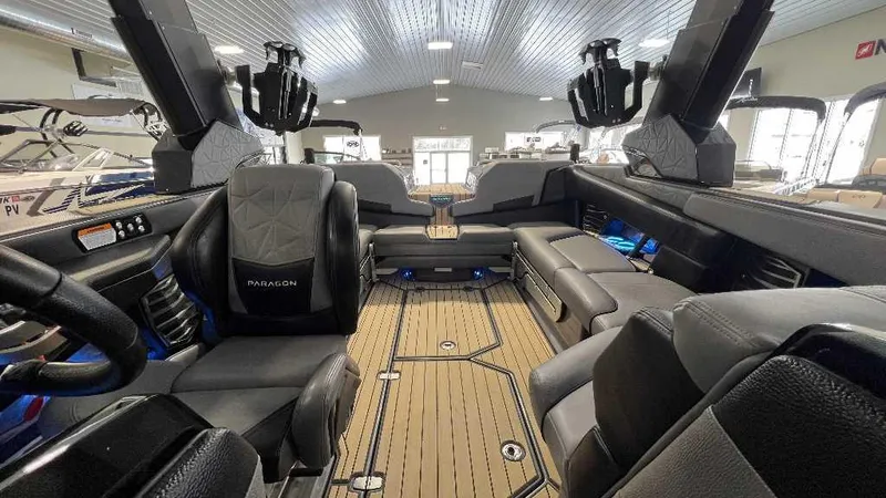 Slide: The Image of Nautique Super Air Nautique G23 Paragon 2020 - 5