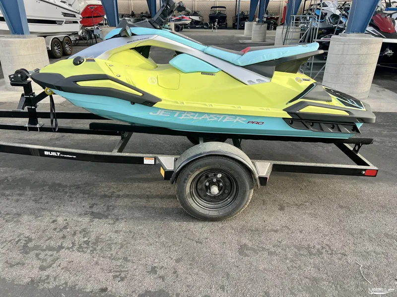 The Image of Yamaha Jet Blaster Pro-3 2025 - 0