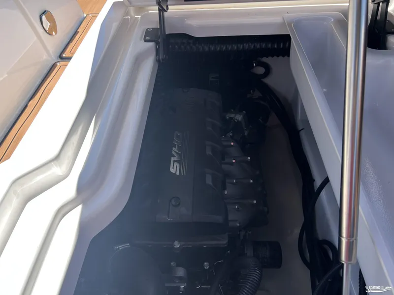 Slide: The Image of Yamaha 275SE 2025 - 16