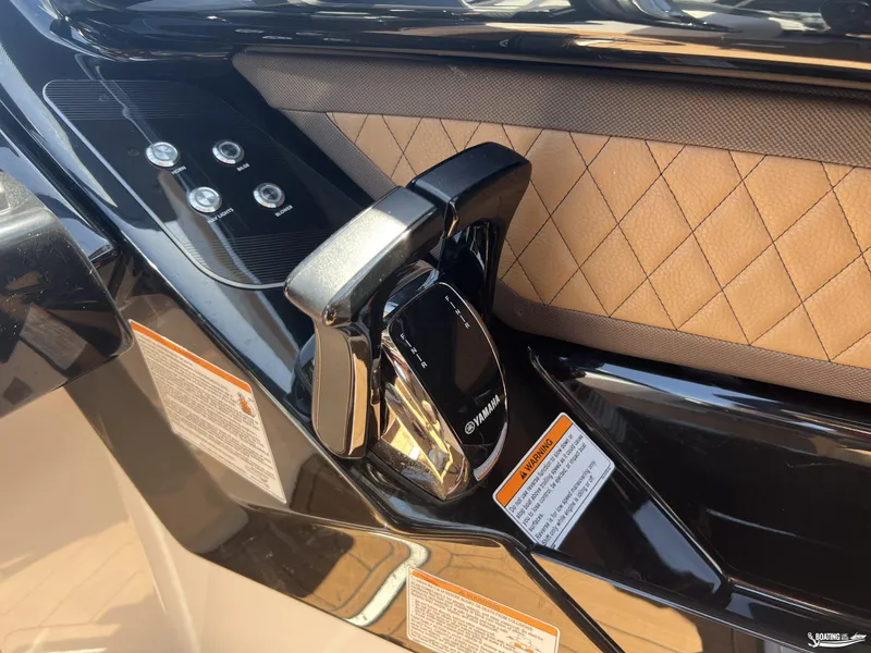 Slide: The Image of Yamaha 275SE 2025 - 13