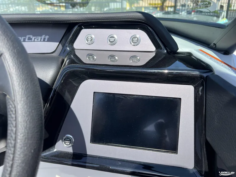Slide: The Image of MasterCraft NXT22 2025 - 12