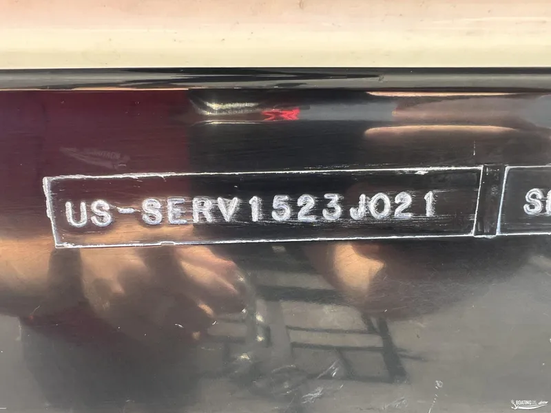 Slide: The Image of Sea Ray 310 SLX 2021 - 19