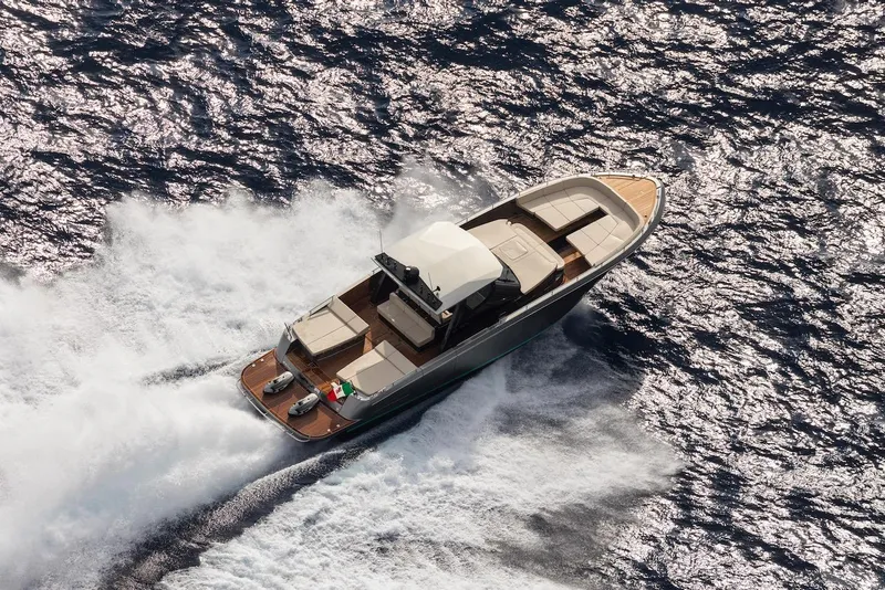 Slide: The Image of CNM Continental 54T 2019 - 15