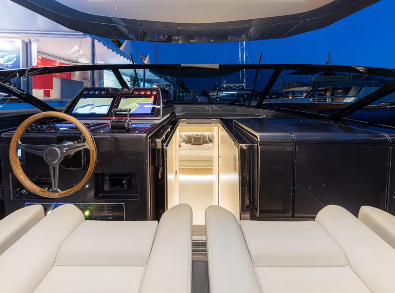 Slide: The Image of CNM Continental 54T 2019 - 21