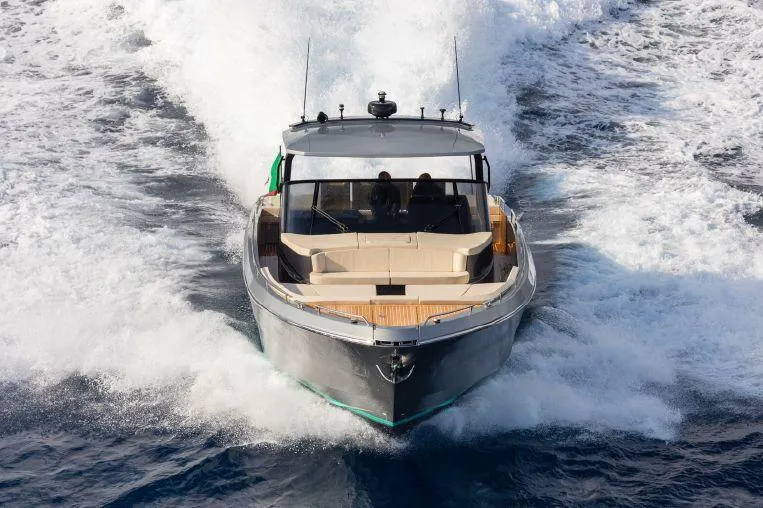 Slide: The Image of CNM Continental 54T 2019 - 6