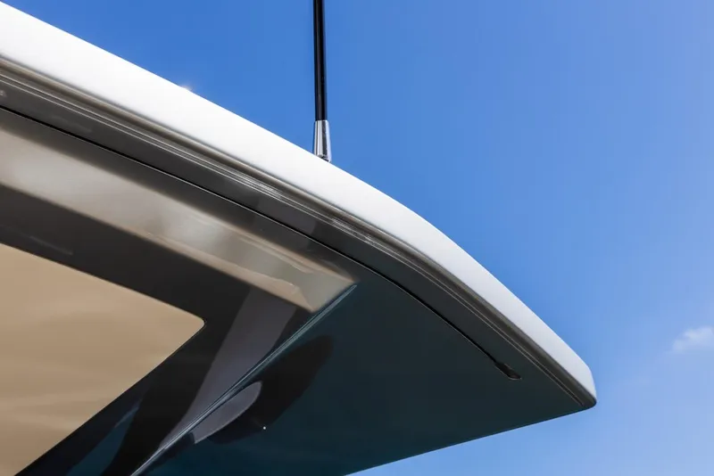 Slide: The Image of CNM Continental 54T 2019 - 64