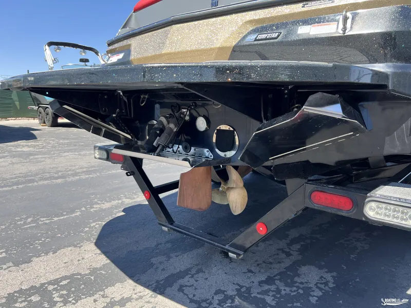 Slide: The Image of MasterCraft NXT24  2022 - 24