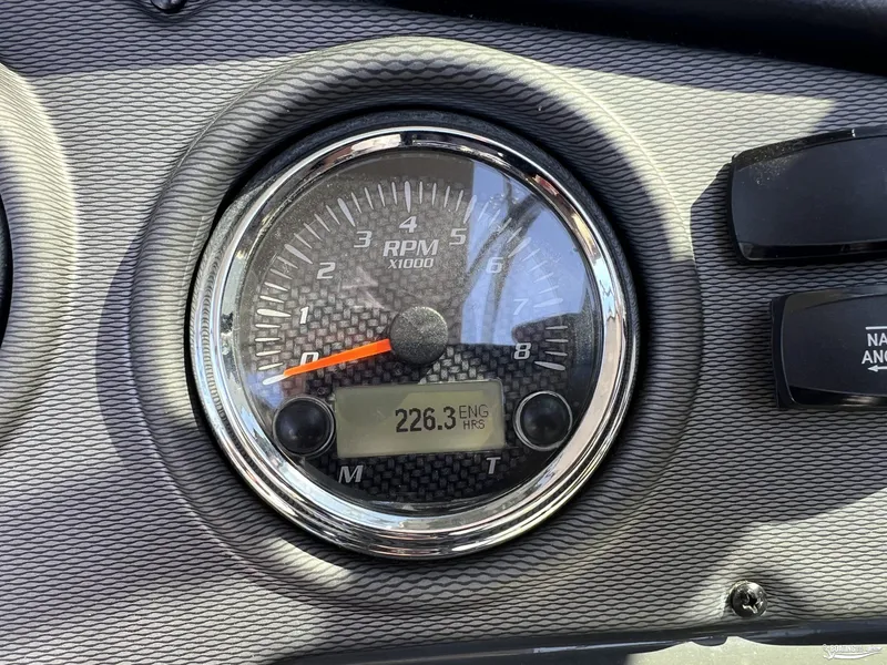 Slide: The Image of Yamaha AR240 2014 - 17